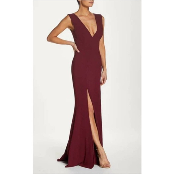 Dress The Population Sandra Plunge Crepe Trumpet Gown In Burgundy Sz xsmall - Picture 1 of 11